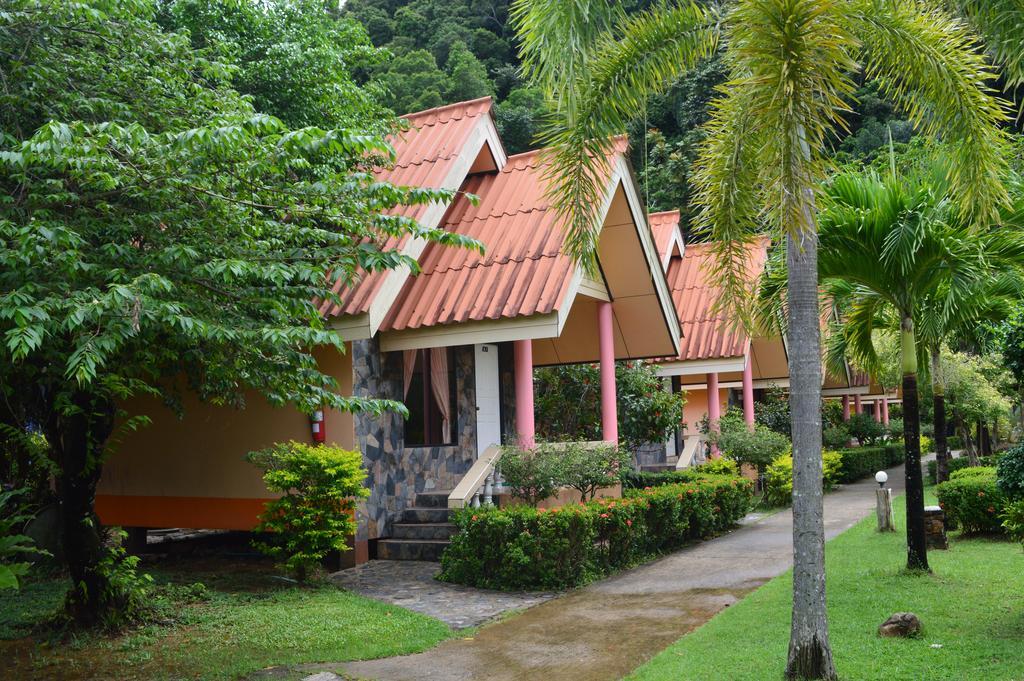 Rim Khao Resort Ko Lanta Exterior foto